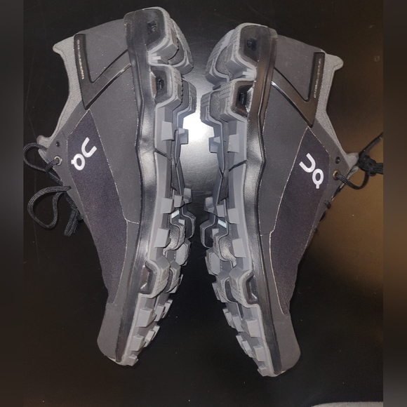 On Running Other - On Running Cloudventure Peak men's size 10